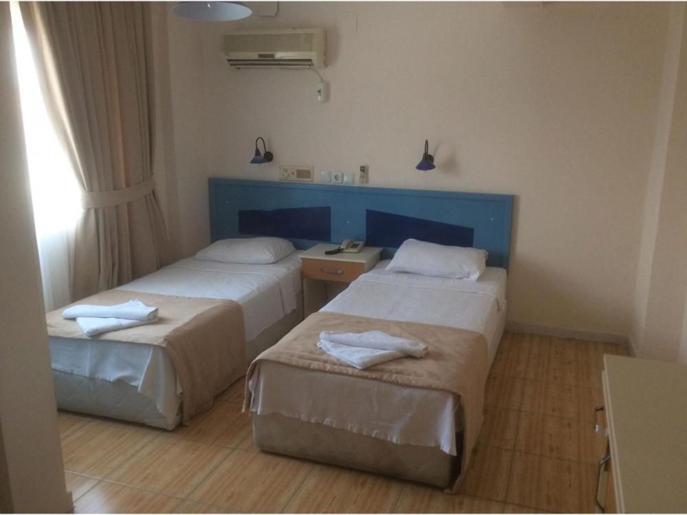 Er-oez Hotel 3*